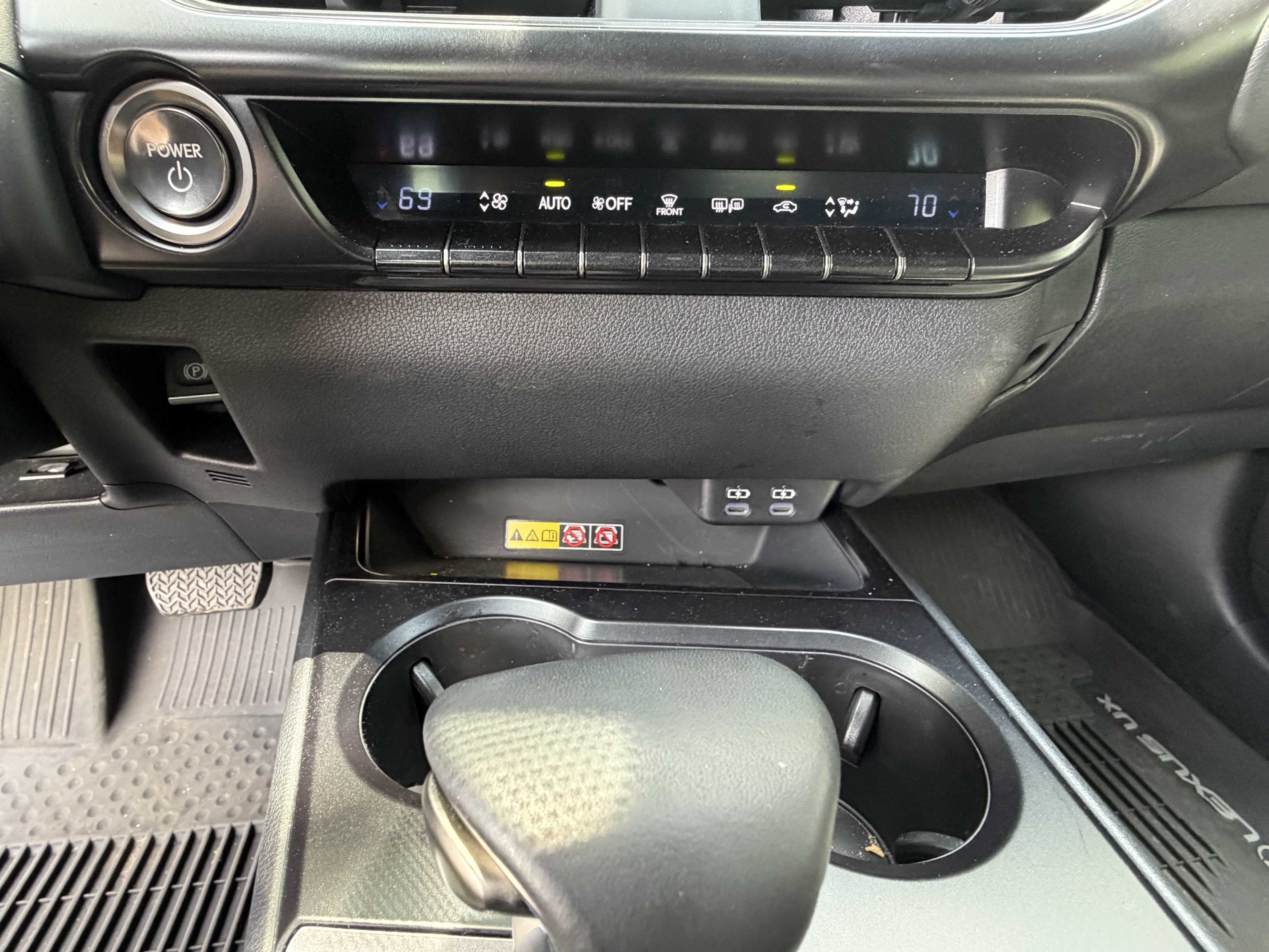 Used 2024 Lexus UX 250h F Sport FWD image 27