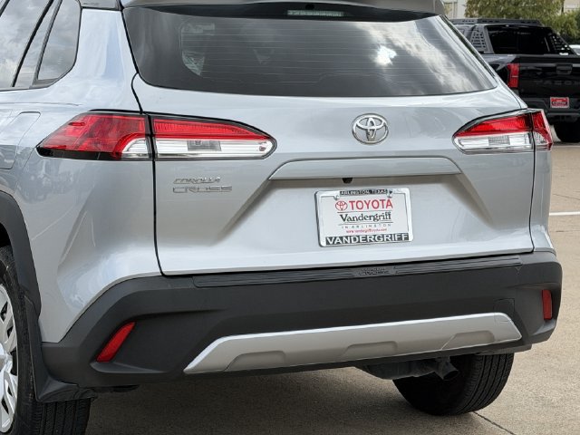 Used 2024 Toyota Corolla Cross L FWD image 6