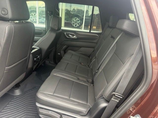 Used 2023 Chevrolet Tahoe Z71 w/ Max Trailering Package AWD/4WD image 11