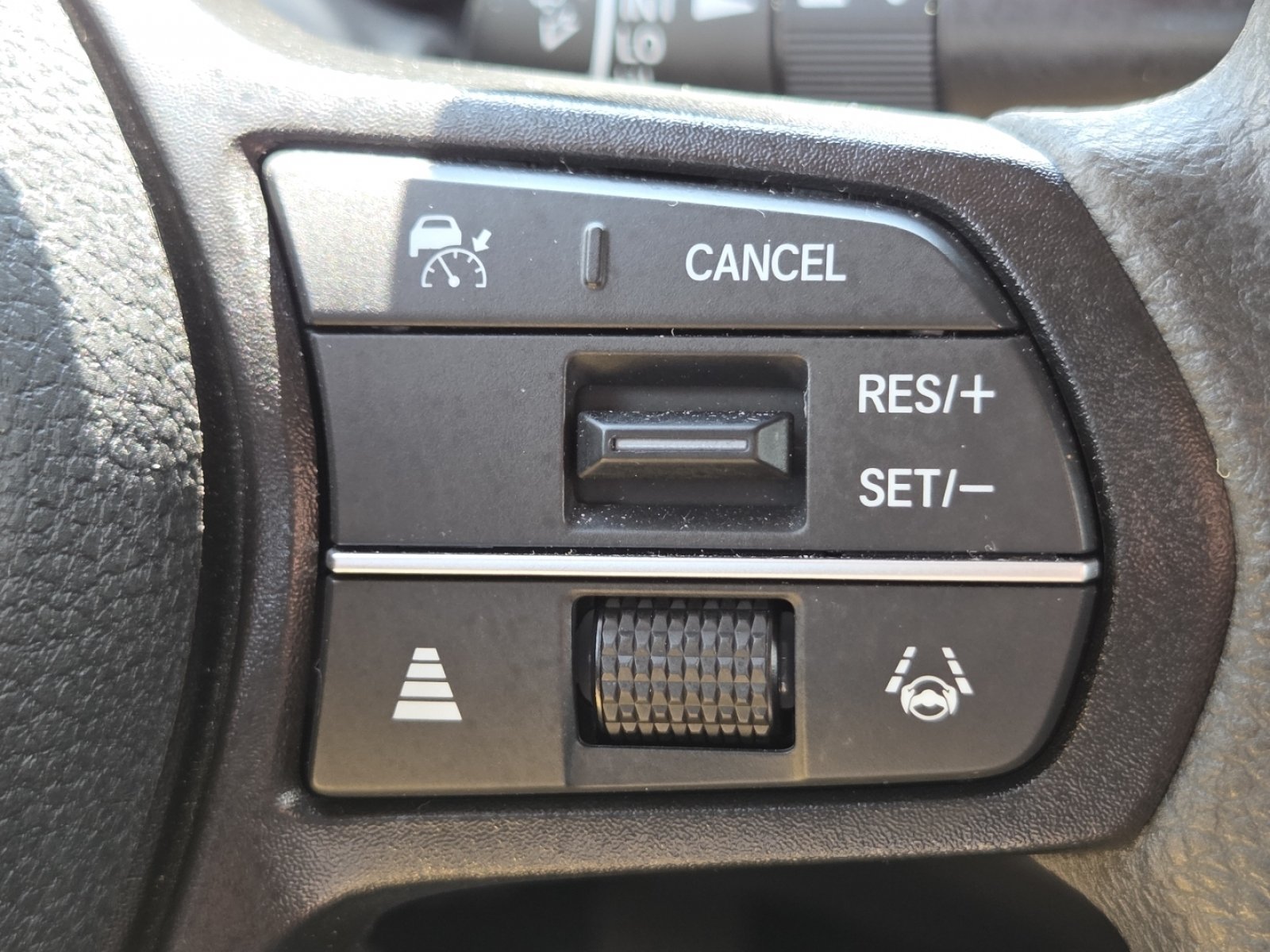 Used 2024 Honda Accord EX image 10