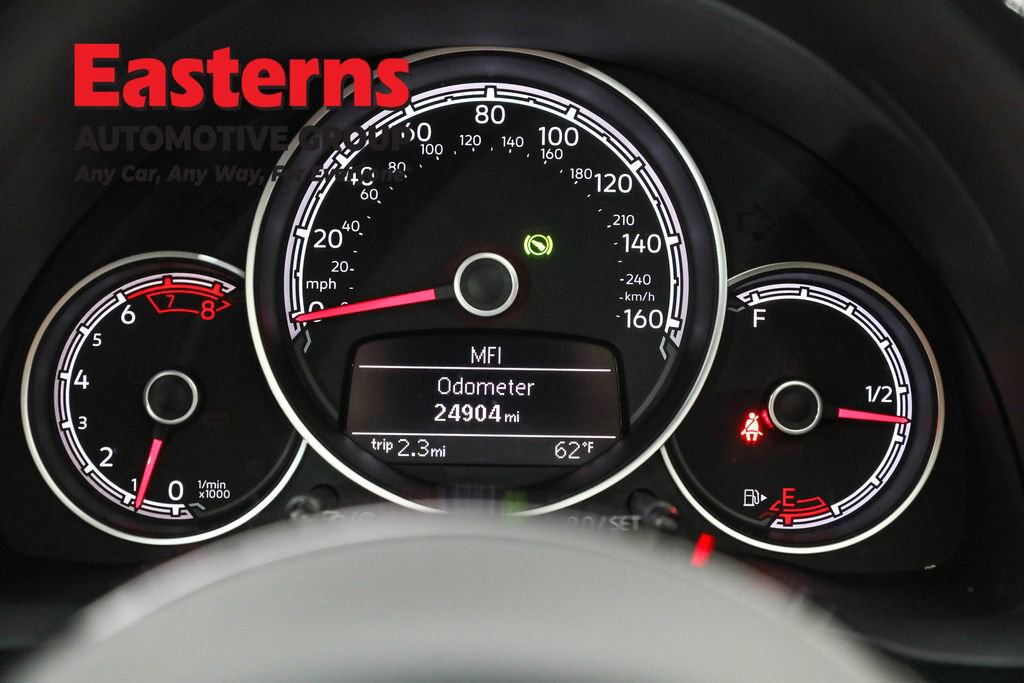 Used 2018 Volkswagen Beetle 2.0T S image 19