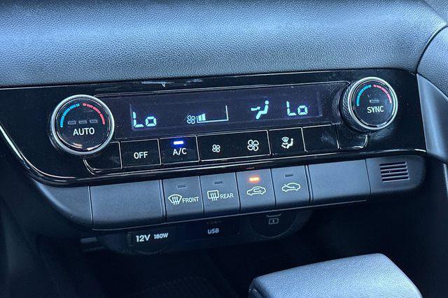 Used 2025 Hyundai Elantra Sport image 20