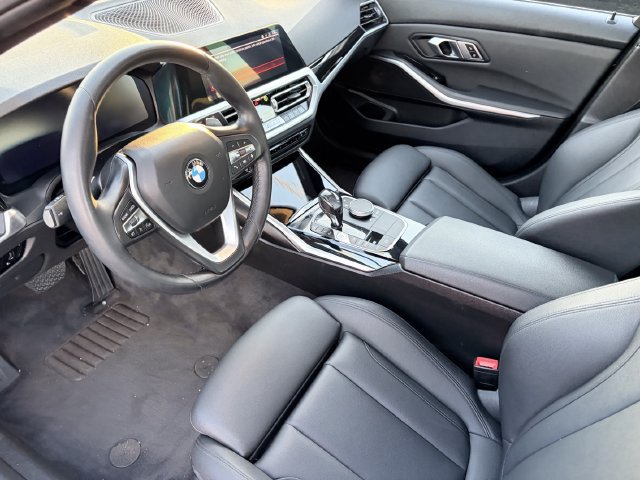 Used 2019 BMW 330i xDrive Sedan w/ Driving Assistance Package AWD/4WD image 5