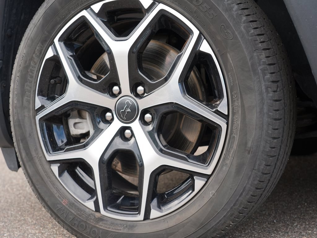 Used 2025 Jeep Compass Limited AWD/4WD image 32