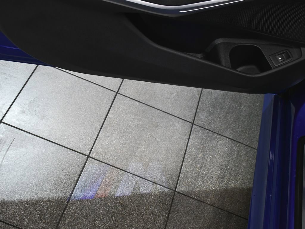 Used 2021 BMW M340i xDrive w/ Premium Package image 11