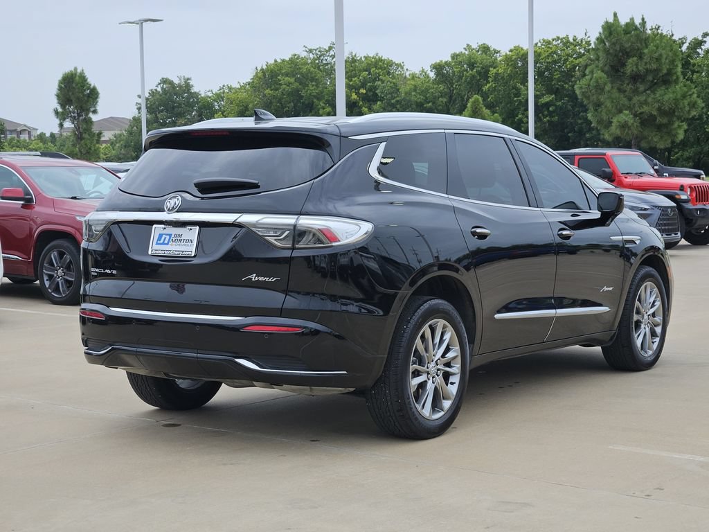 Used 2024 Buick Enclave Avenir w/ Avenir Technology Package AWD/4WD image 7