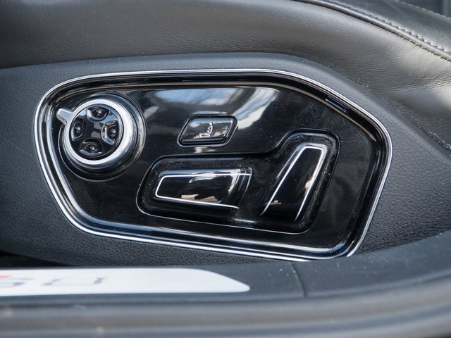 Used 2014 Audi S8 image 20