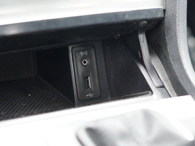 Used 2017 Volkswagen Golf Wolfsburg Edition image 27