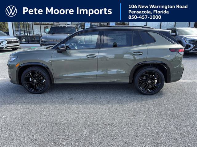 New 2026 Volkswagen Tiguan SE R-Line image 1