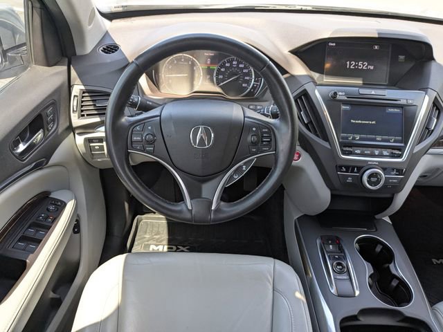 Used 2018 Acura MDX FWD image 17