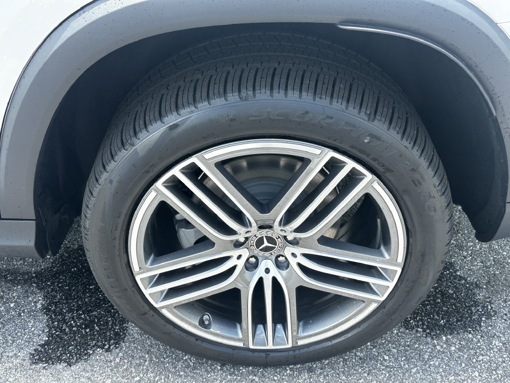New 2026 Mercedes-Benz GLS 450 4MATIC image 23