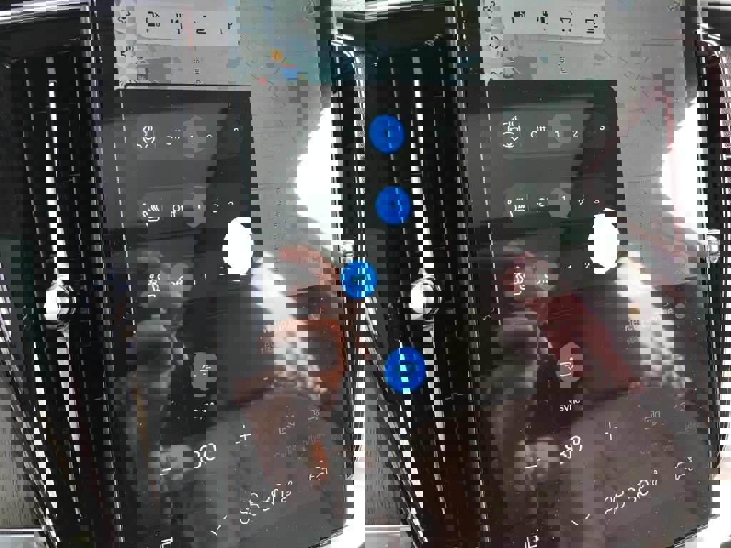 New 2026 Volvo XC90 B6 Ultra w/ Protection Package image 26