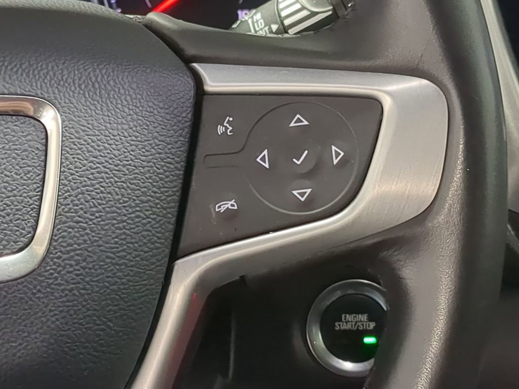 Used 2020 GMC Terrain SLE w/ Driver Convenience Package image 30