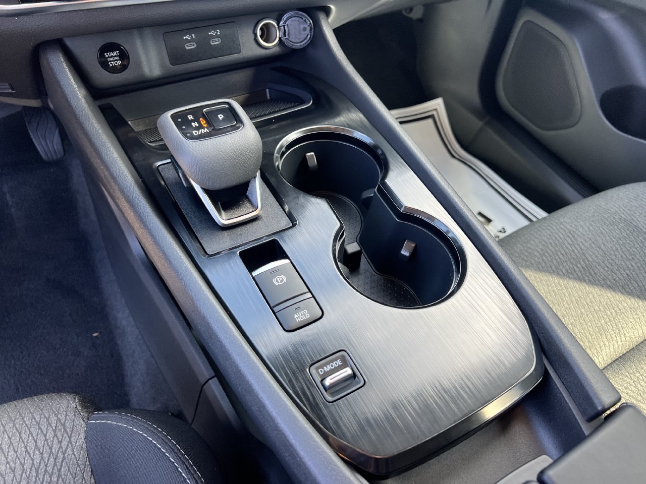 Used 2026 Nissan Rogue SV FWD image 15