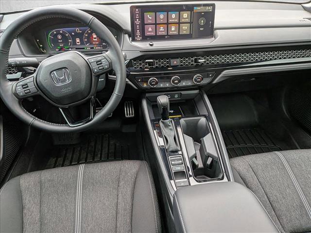 Certified 2025 Honda Accord Sport image 17