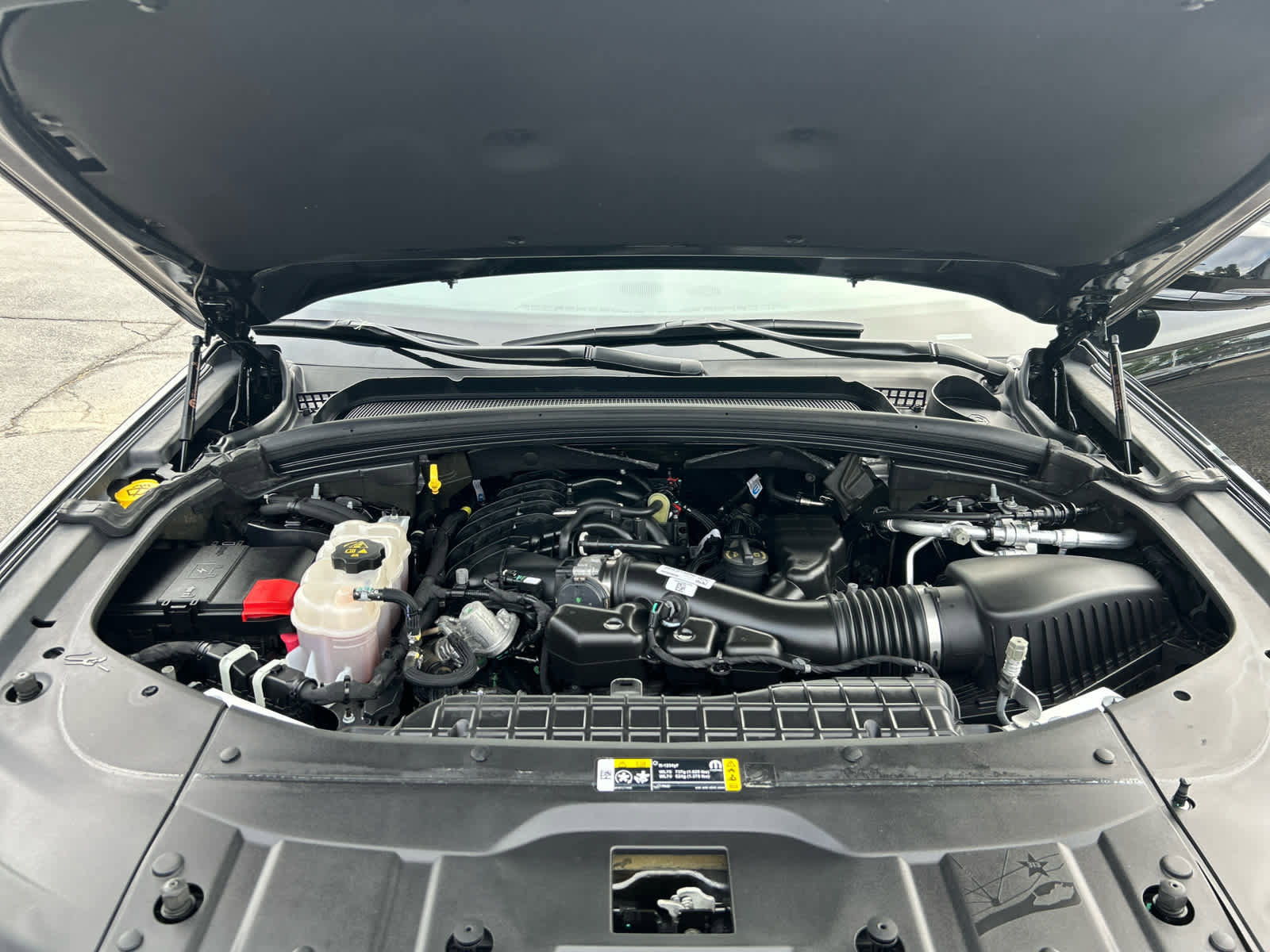 Used 2023 Jeep Grand Cherokee Limited w/ Luxury Tech Group II image 31