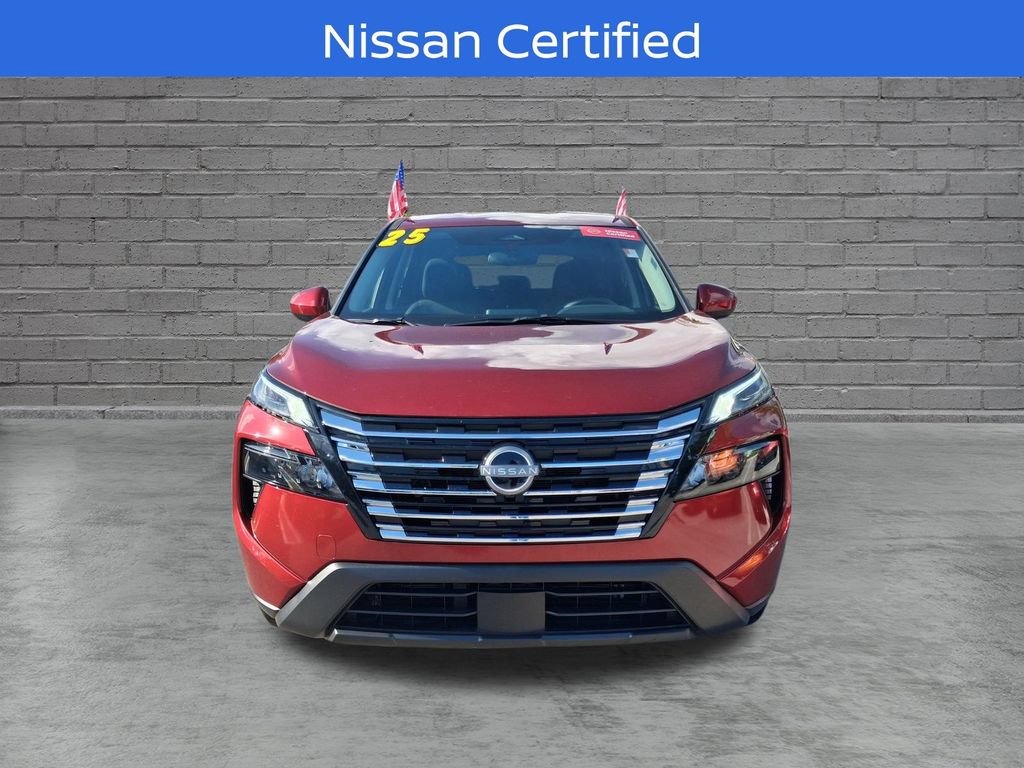 Used 2026 Nissan Rogue SV FWD image 2