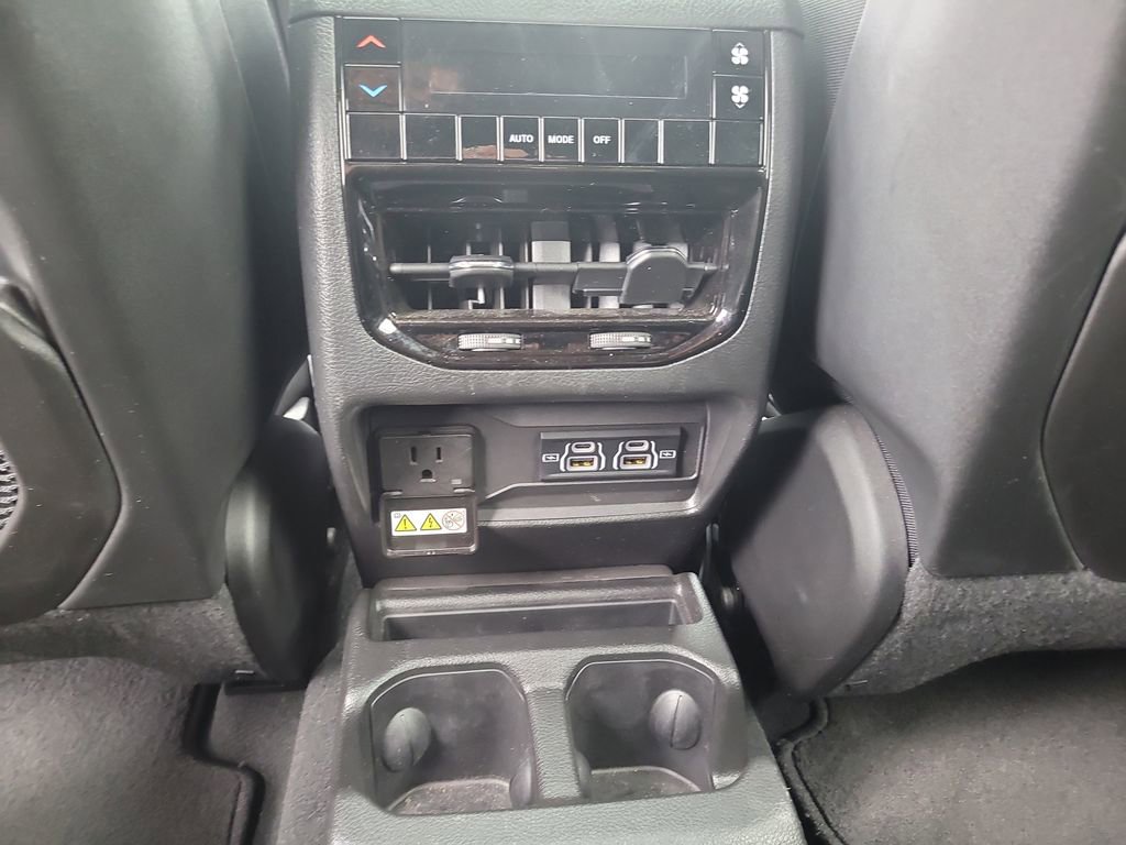 Certified 2024 Jeep Grand Cherokee L Altitude image 14