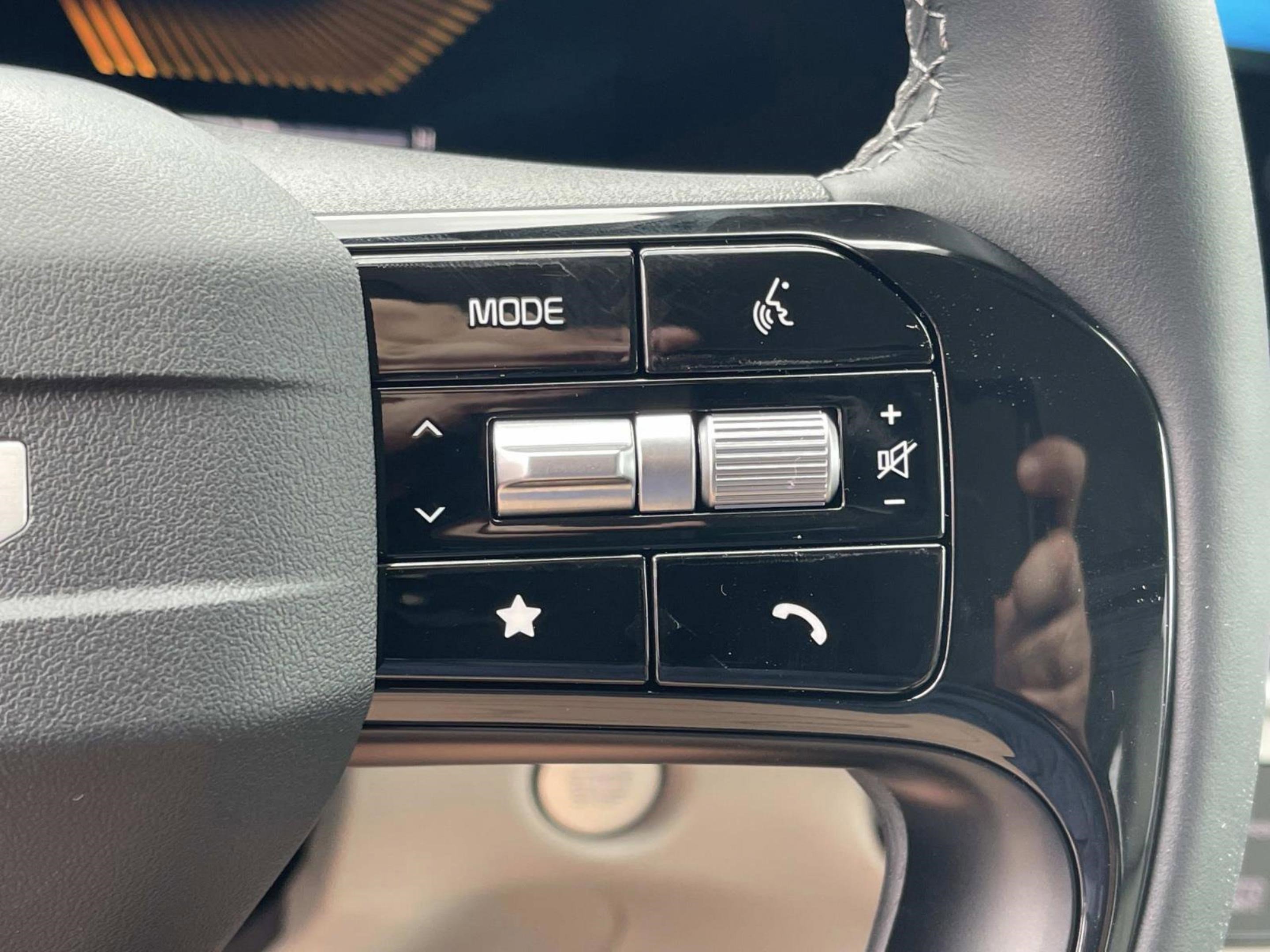 New 2026 Kia Sorento S image 32