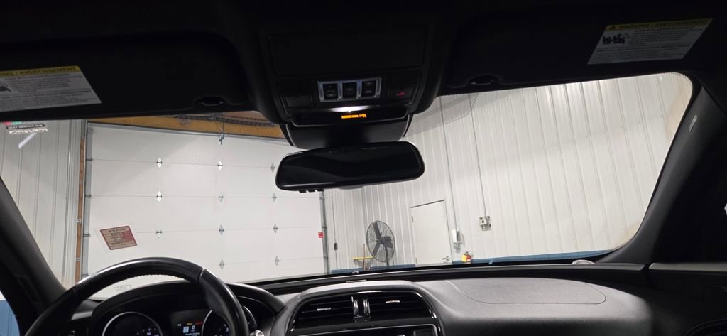 Used 2018 Jaguar XE S image 26