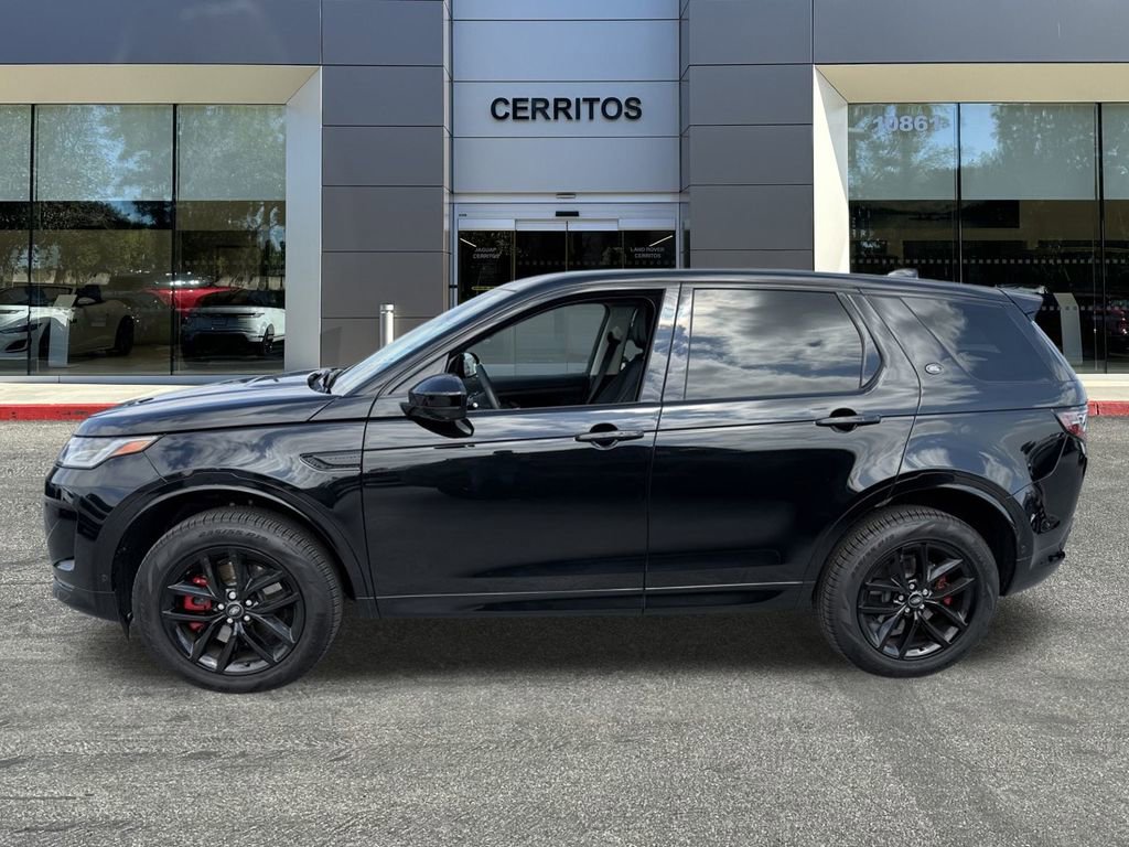 Used 2024 Land Rover Discovery Sport S image 8