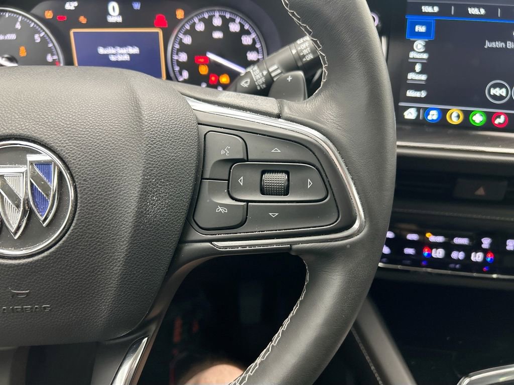 Used 2023 Buick Envision Essence image 12
