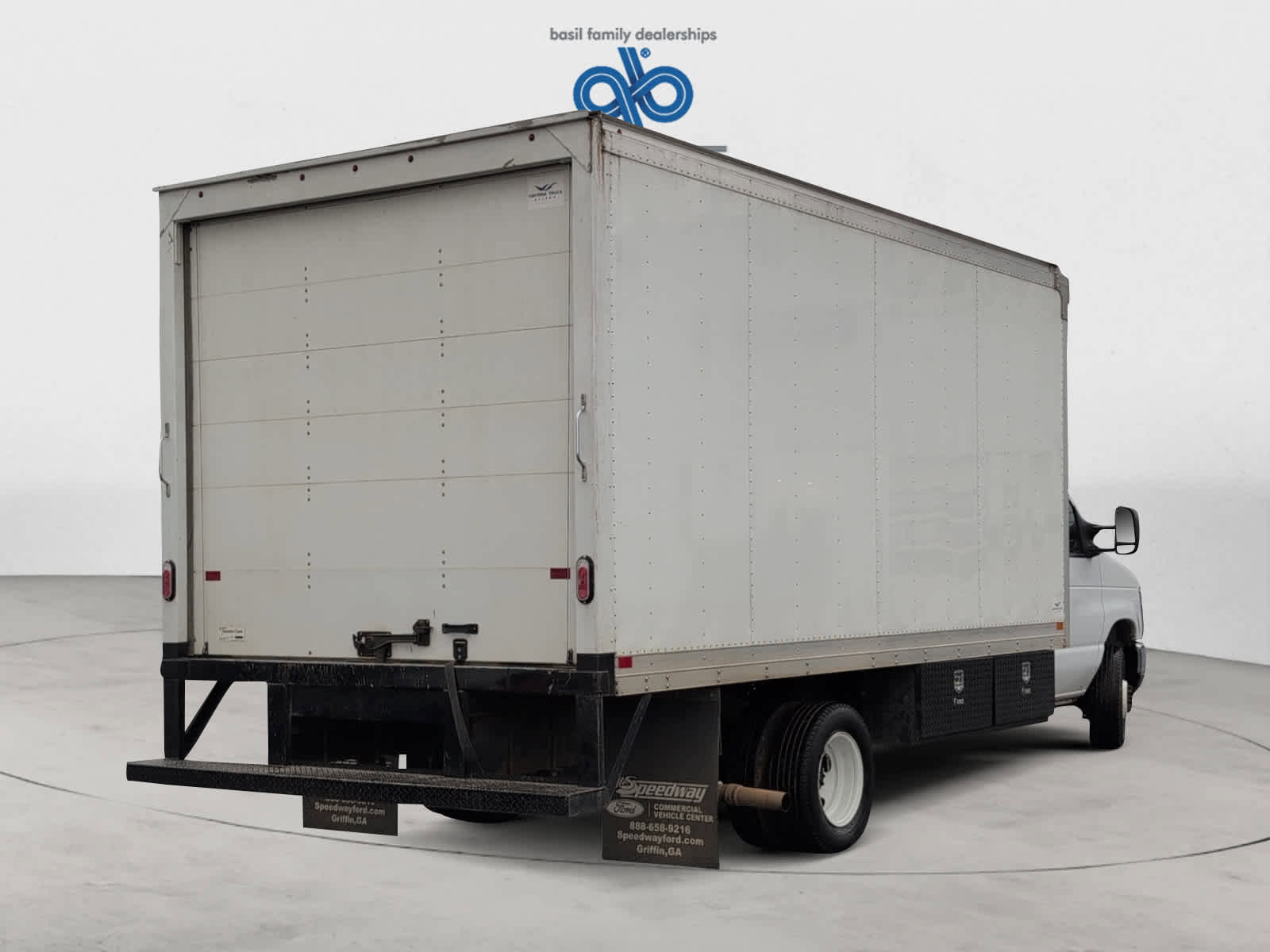 Used 2024 Ford E-450 and Econoline 450 Super Duty w/ Power Windows & Locks Group image 7