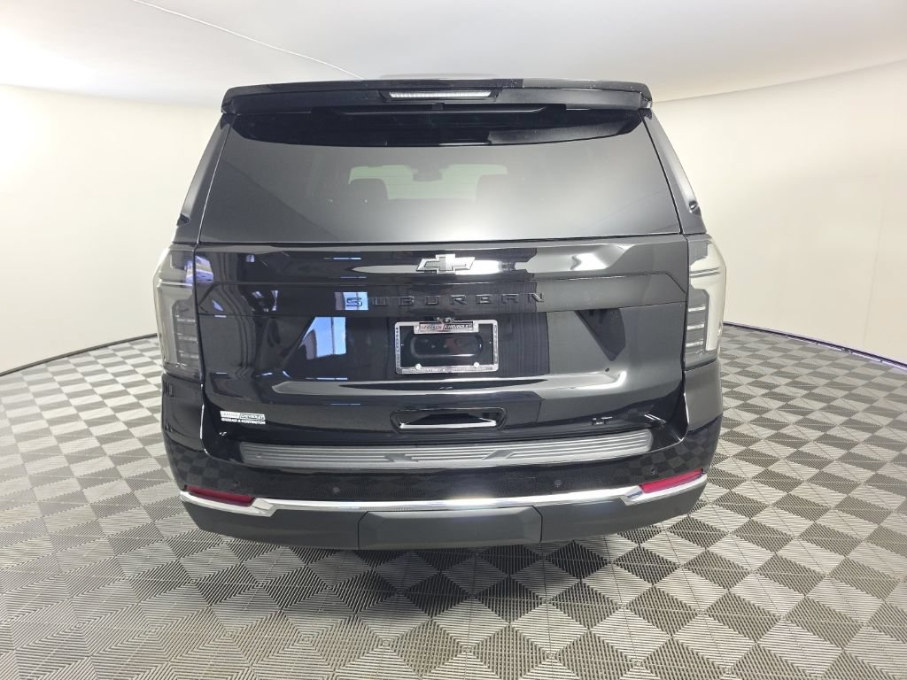 New 2026 Chevrolet Suburban LT w/ Comfort Package AWD/4WD image 4