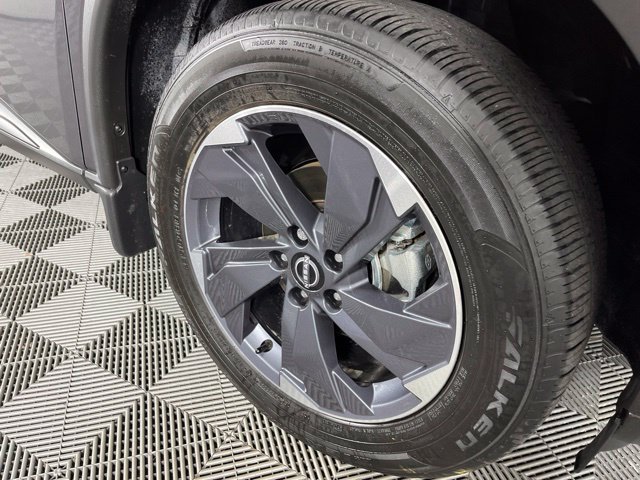 Certified 2026 Nissan Rogue SV FWD image 15