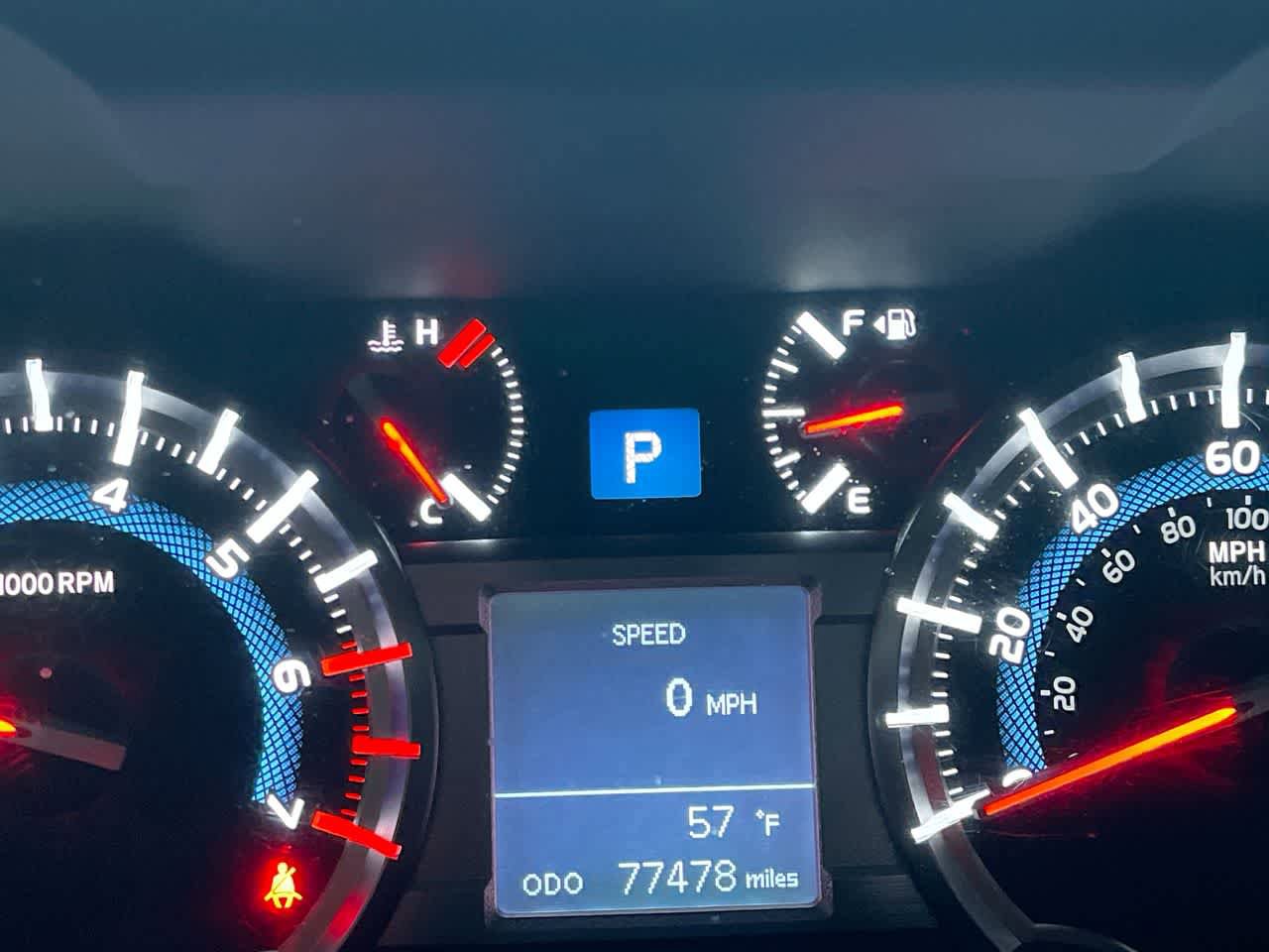 Used 2018 Toyota 4Runner SR5 AWD/4WD image 15