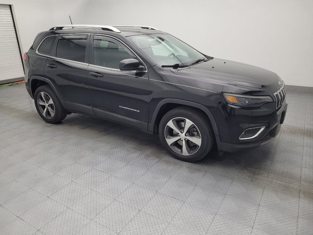 Used 2019 Jeep Cherokee Limited image 11