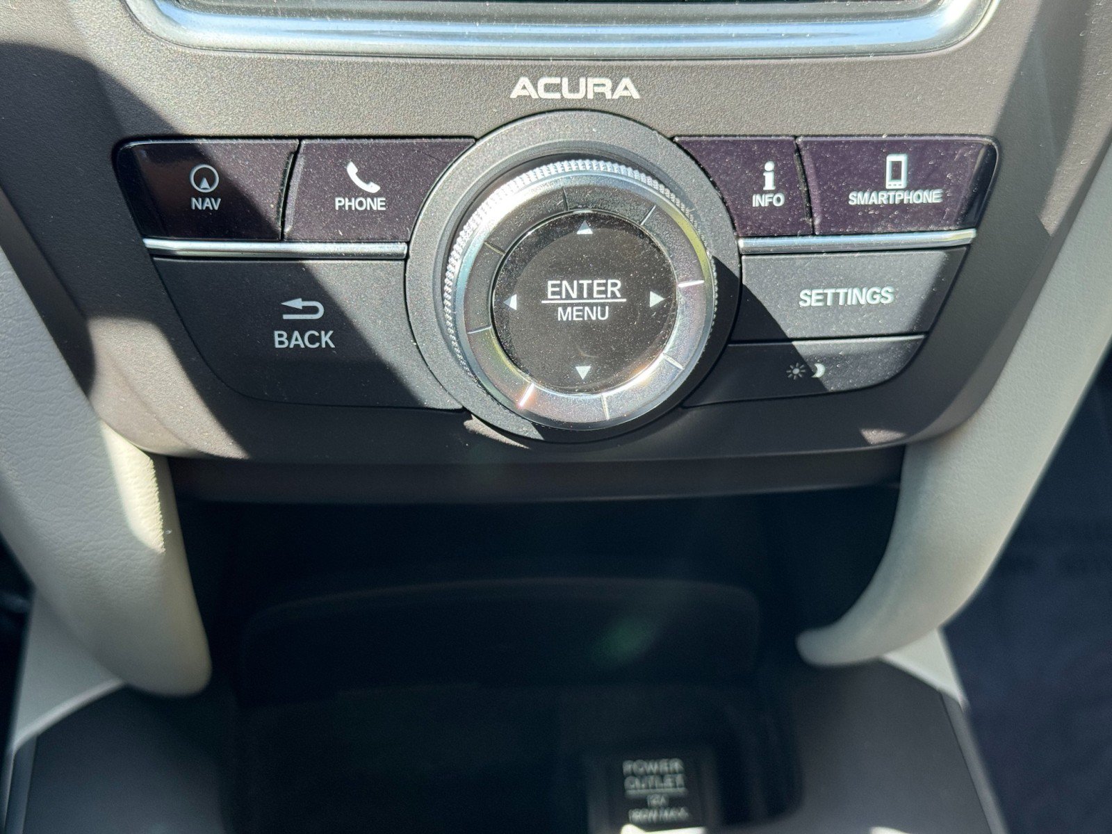 Used 2018 Acura MDX w/ Technology Package FWD image 29
