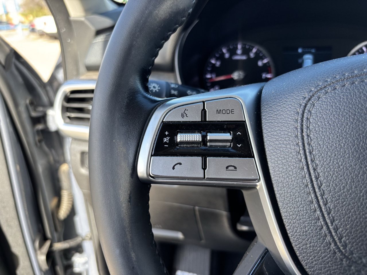 Used 2022 Kia Telluride EX w/ EX Premium Package FWD image 27