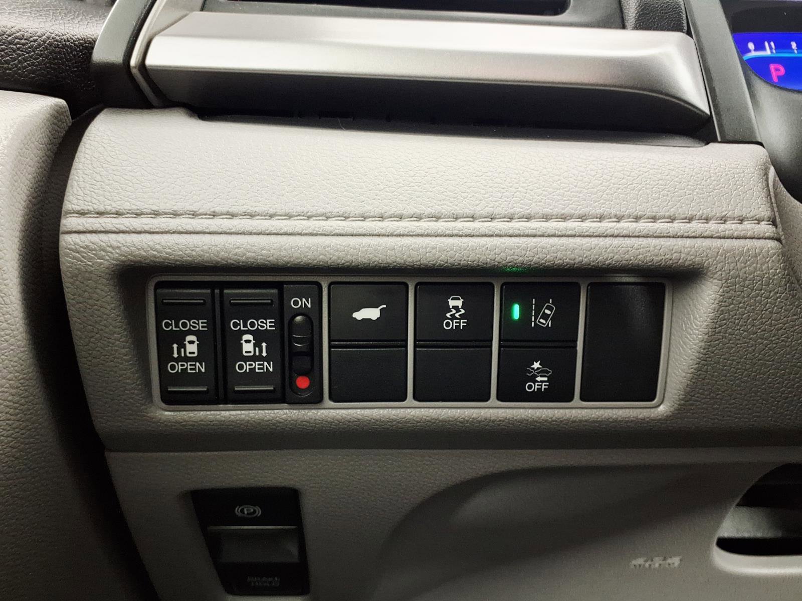 Used 2018 Honda Odyssey EX-L image 22