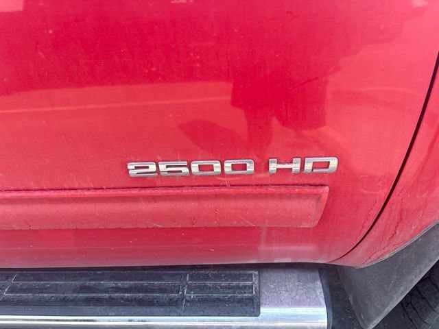 Used 2011 Chevrolet Silverado 2500 LTZ AWD/4WD image 11