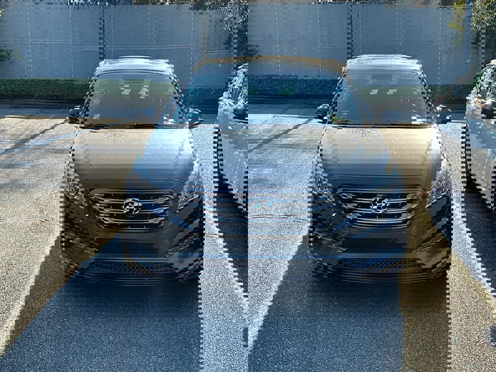 Used 2016 Hyundai Sonata Sport w/ Option Group 03 image 2