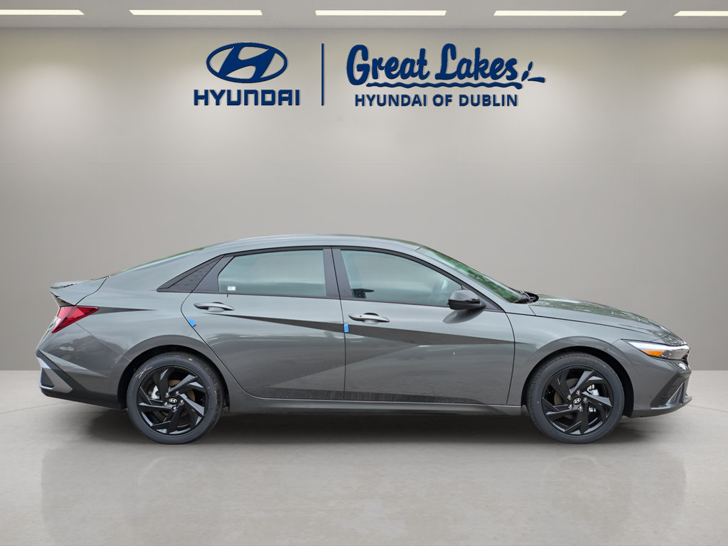 New 2026 Hyundai Elantra Sport FWD image 6