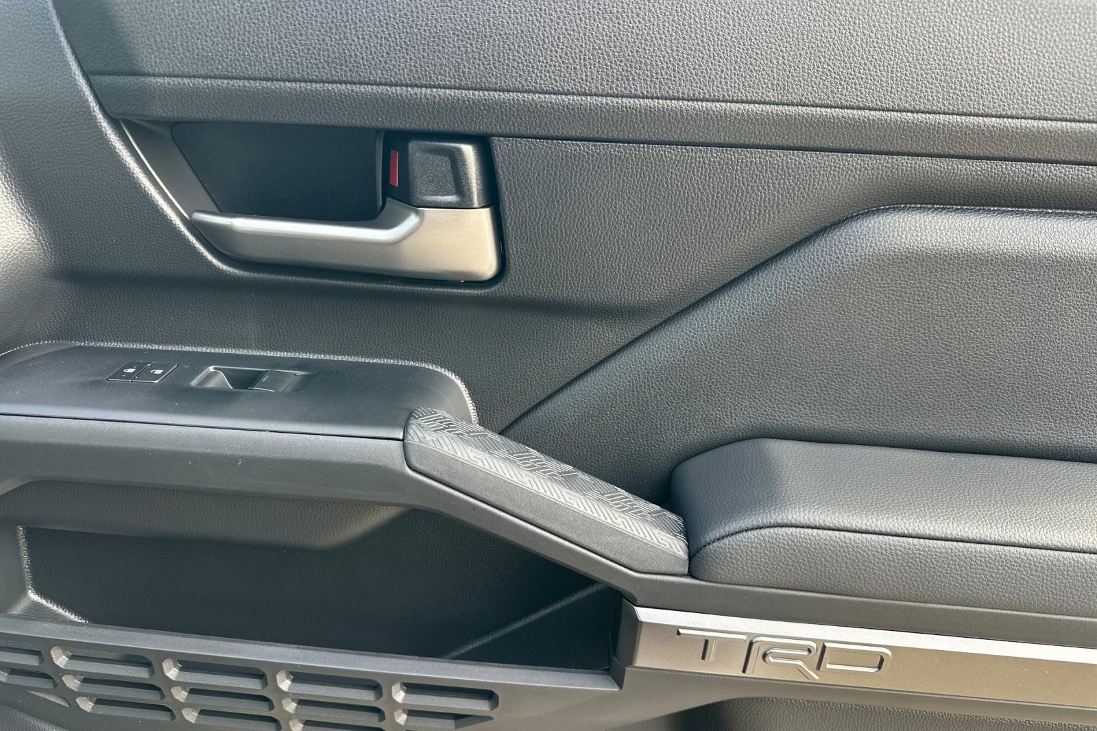 New 2025 Toyota Tacoma TRD Off-Road image 19