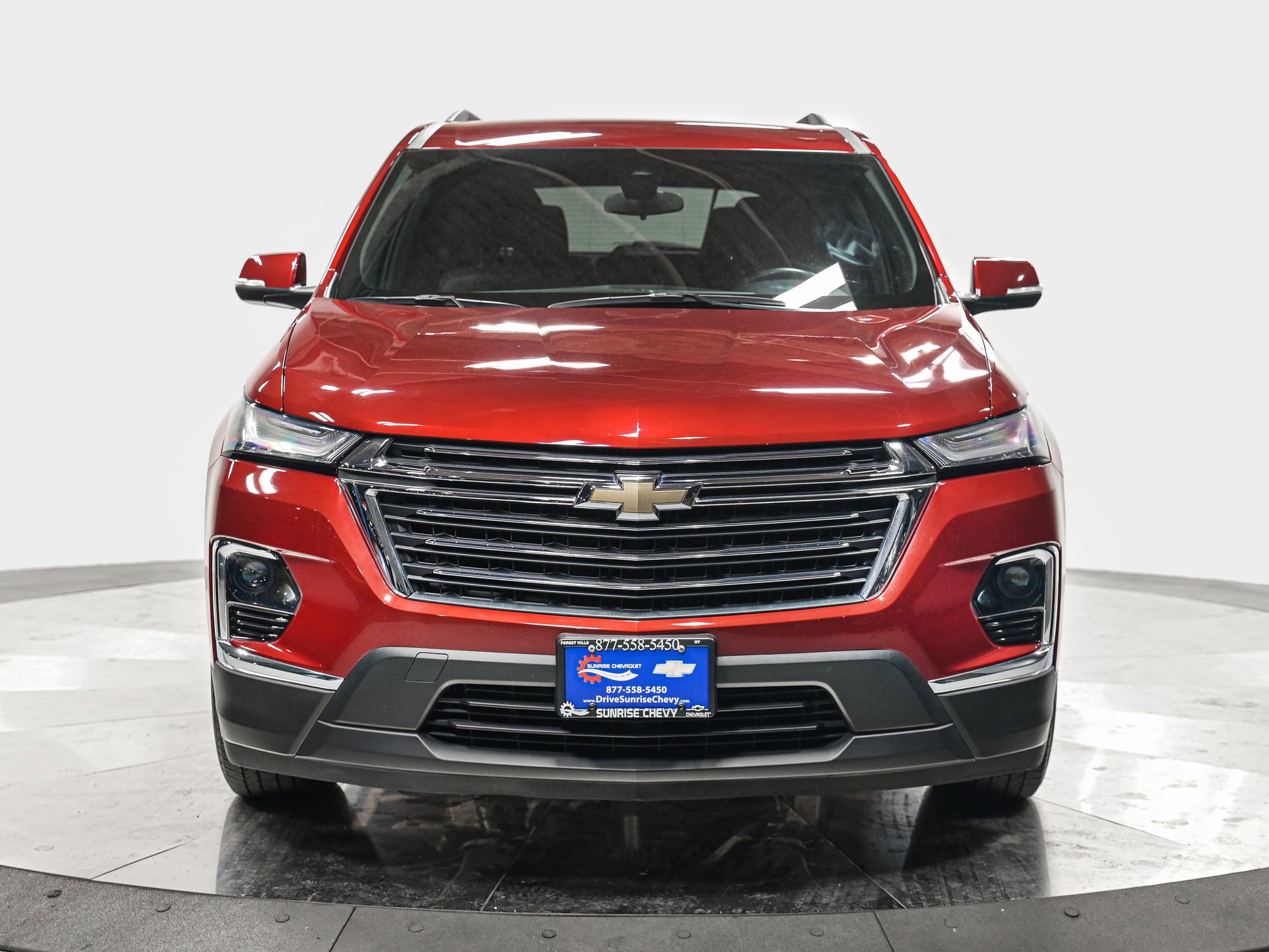 Used 2023 Chevrolet Traverse LT w/ LPO, Floor Liner Package image 10