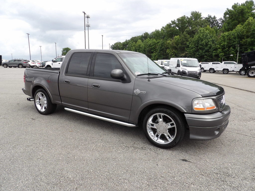Used 2002 Ford F150 Harley-Davidson RWD image 10