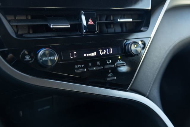 Used 2024 Toyota Camry SE w/ Cold Weather Package image 30