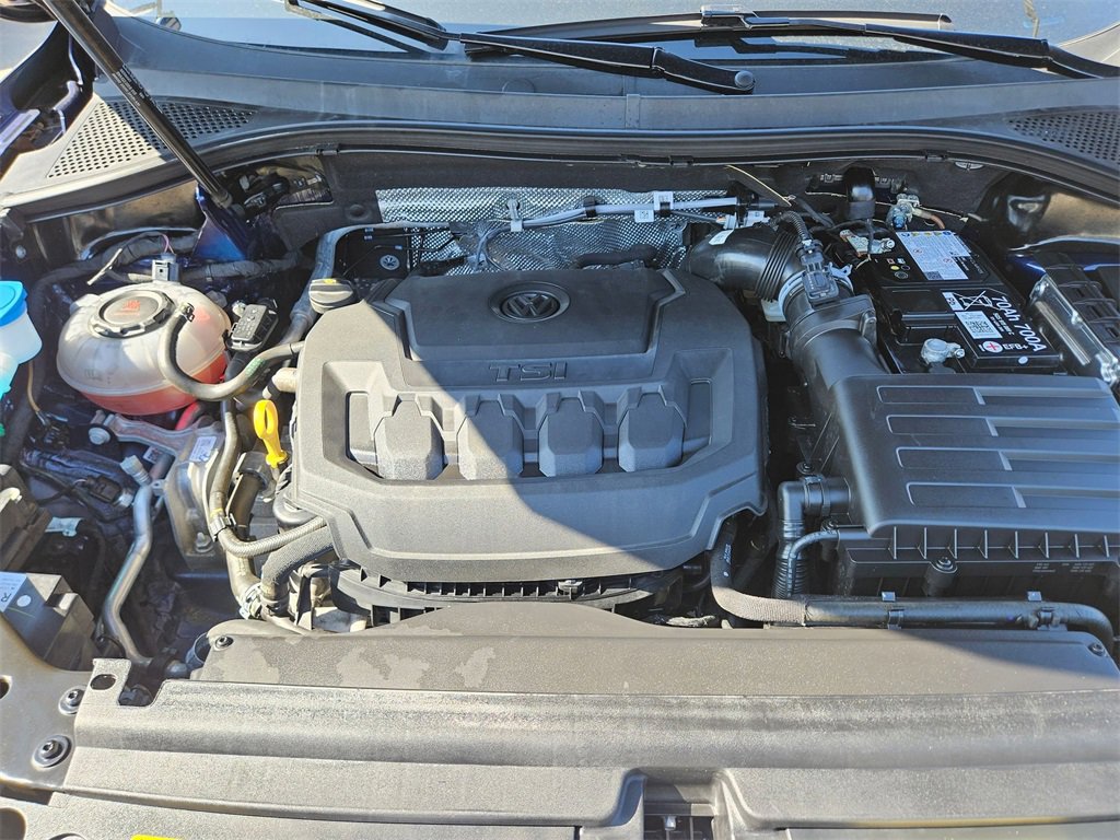 Used 2024 Volkswagen Tiguan Wolfsburg Edition image 22