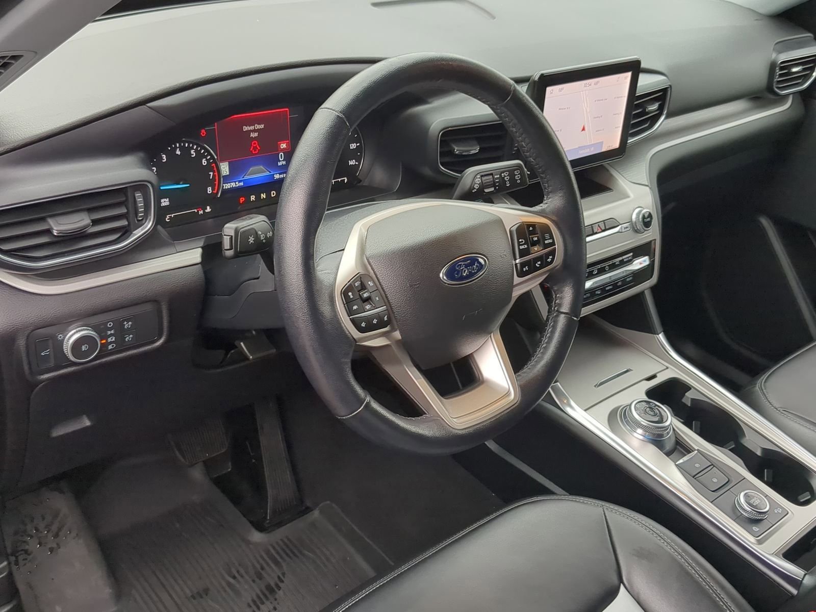 Used 2022 Ford Explorer XLT w/ Equipment Group 202A image 14