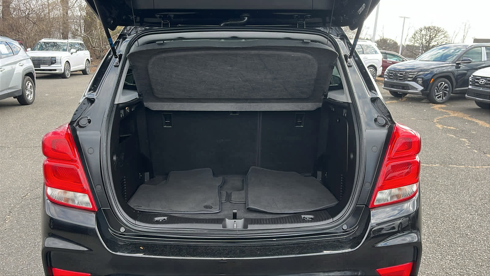 Used 2020 Chevrolet Trax LT image 22