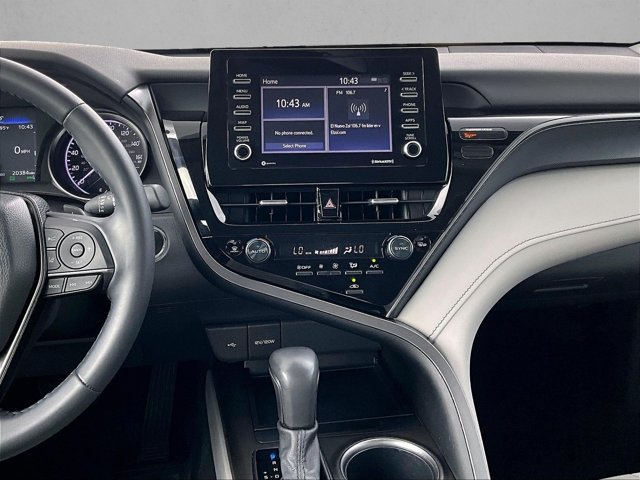 Used 2024 Toyota Camry SE w/ Convenience Package FWD image 8