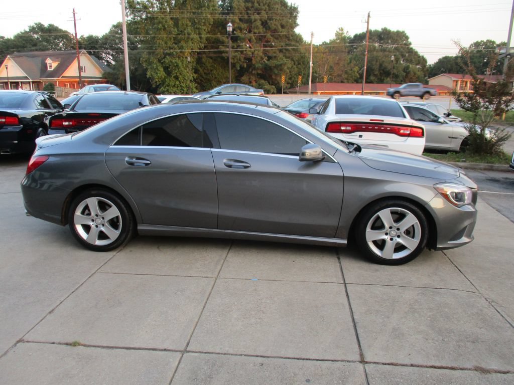 Used 2015 Mercedes-Benz CLA 250 image 4
