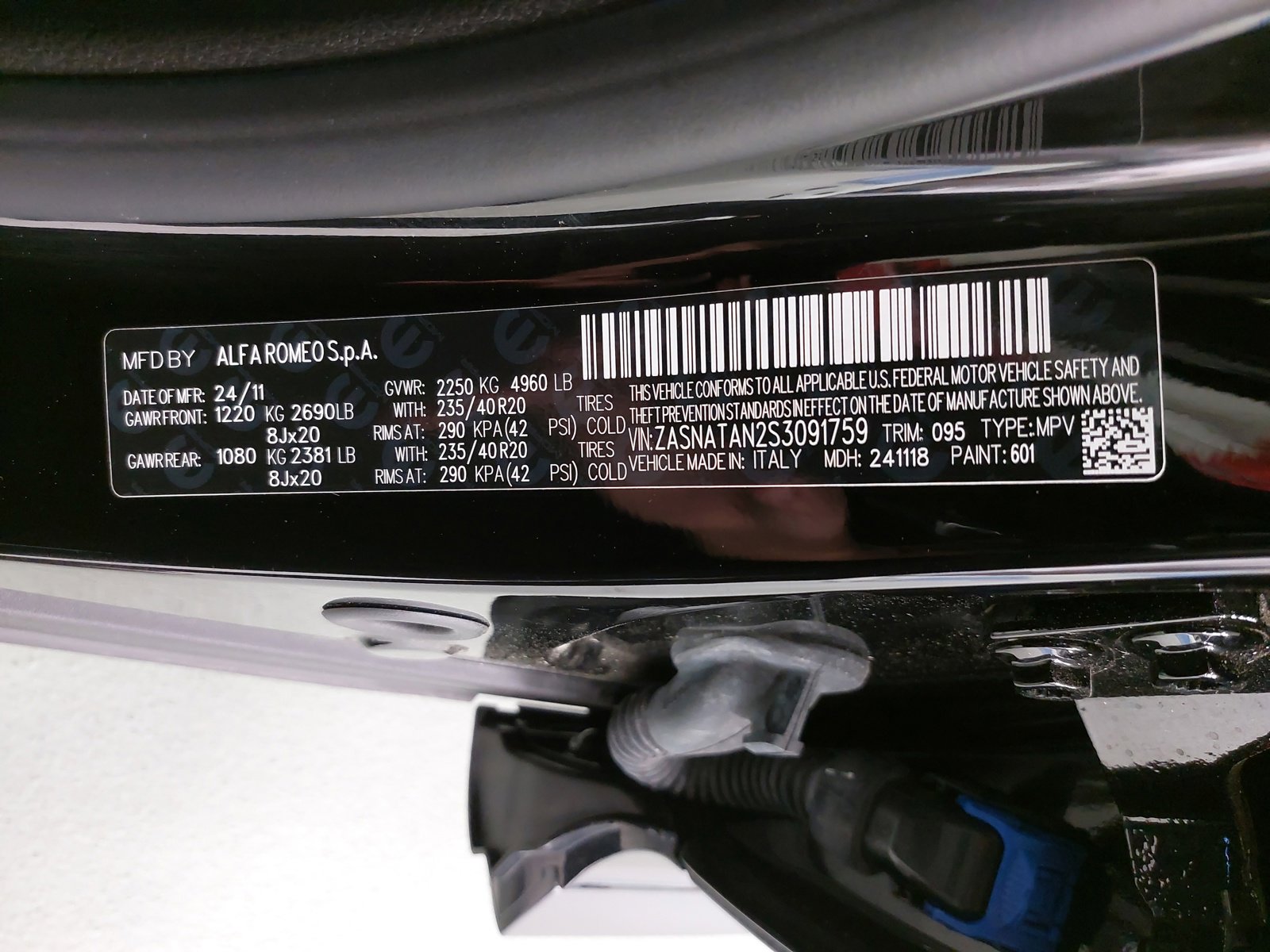 Used 2025 Alfa Romeo Tonale w/ Premium Package image 38