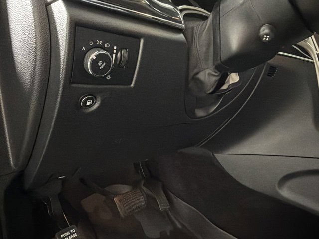 Certified 2017 Jeep Grand Cherokee Overland AWD/4WD image 22