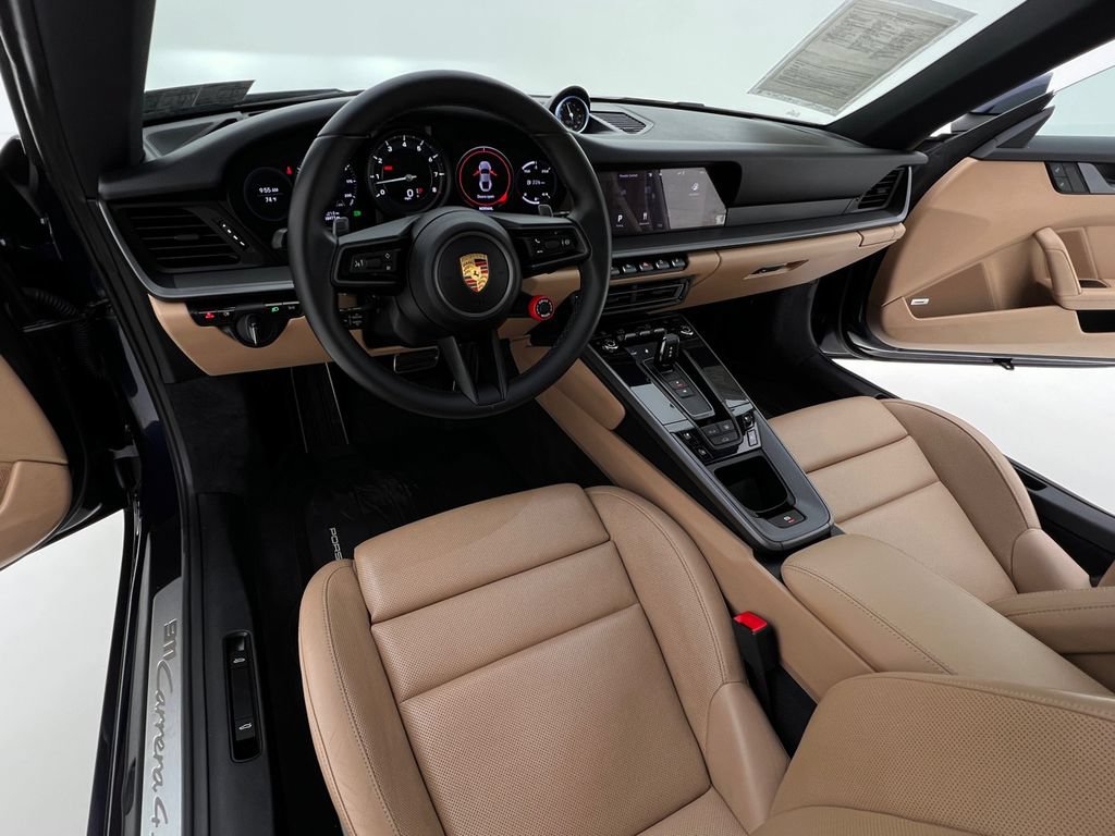 Used 2020 Porsche 911 Carrera 4S AWD/4WD image 22