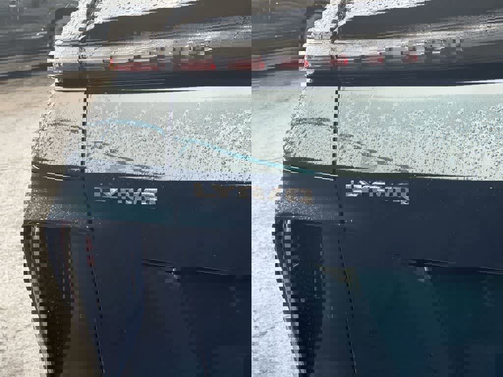 Certified 2025 Cadillac Lyriq Luxury w/ Nappa Leather Package image 10